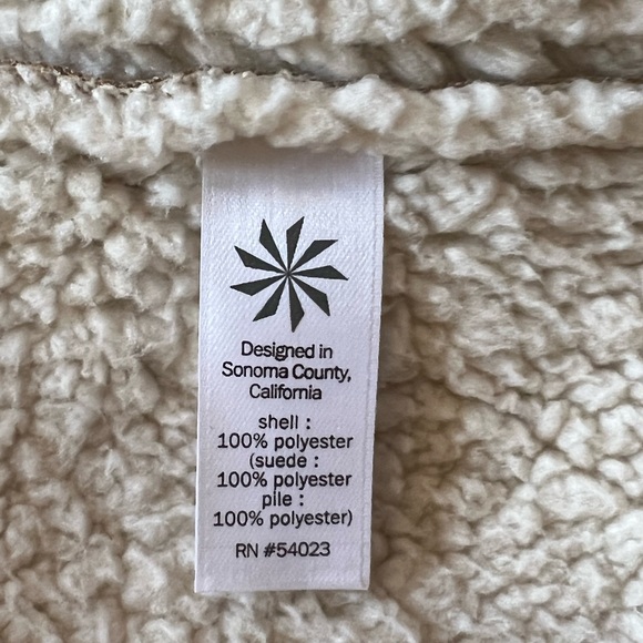 NWOT, Athleta, Faux Tan Suede Sherpa Vest, L/XL - Picture 6 of 11